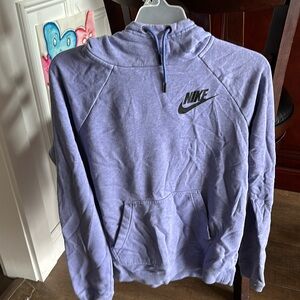 Women’s Nike sweatshirt